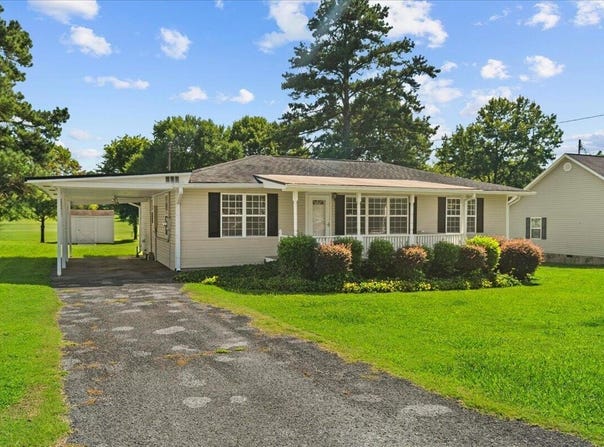 401 Johnson Street, LaFayette, GA 30728