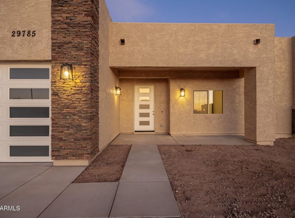29785 N 203RD Drive, Wittmann, AZ 85361