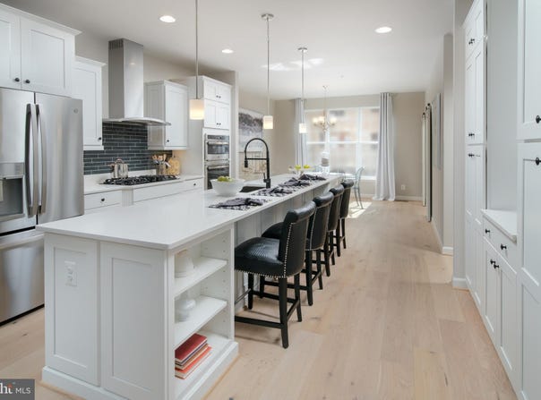 01 FAIR LAKES COURT, FAIRFAX, VA 22033
