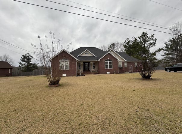 897 Ridgewood, Baldwyn, MS 38824