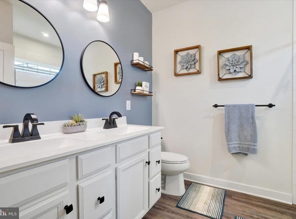 1135 ROSECROFT LANE, YORK, PA 17403