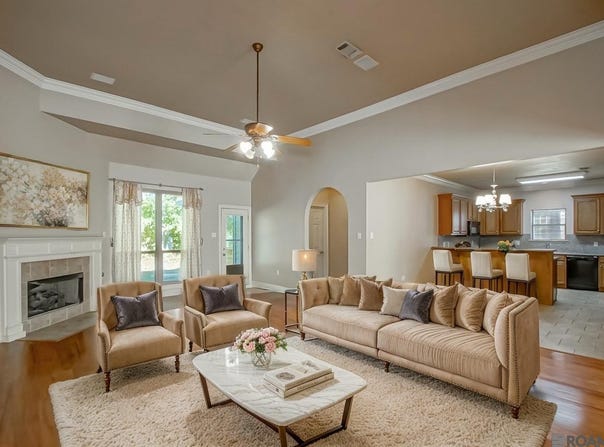 3112 Grassy Lake Dr, Baton Rouge, LA 70816