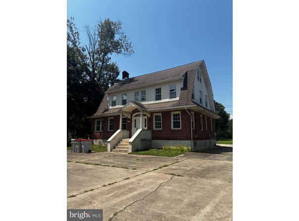 2520 N WEST Boulevard, VINELAND, NJ 08360