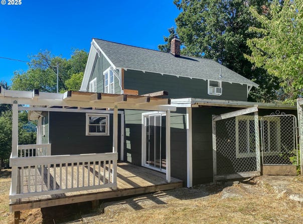 554 CEDAR ST, Sutherlin, OR 97479