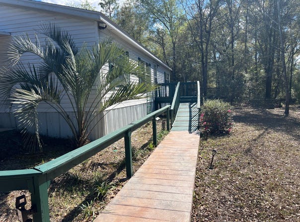 15926 NE 13th St, Williston, FL 32696