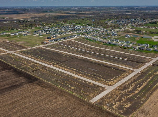 1016 White Birch Drive, Huxley, IA 50124
