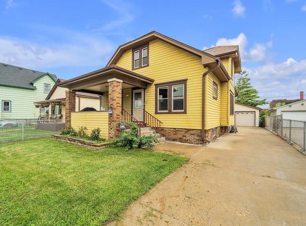2311 Mead St, Mount Pleasant, WI 53403