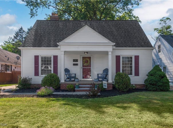 486 Canterbury Road, Bay Village, OH 44140