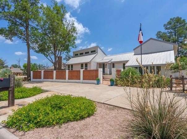 1422 Lanham St, Midland, TX 79701