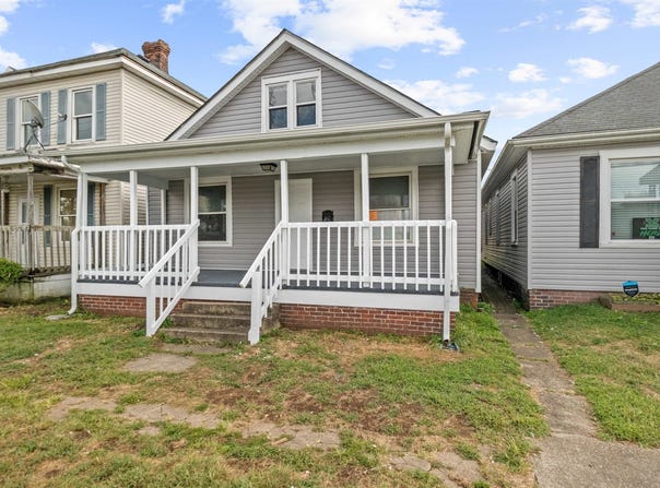 1817 BUFFINGTON Avenue, Huntington, WV 25703
