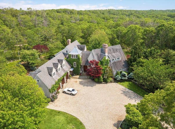 200 Great Hill Road, Southampton, NY 11968