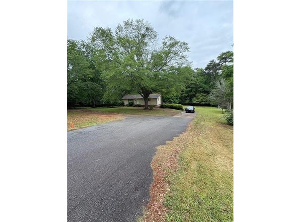 4897 Lou Ivy Road, Peachtree Corners, GA 30096