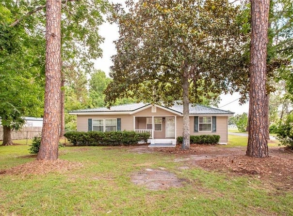 1602 Lamar Ave, Waycross, GA 31503