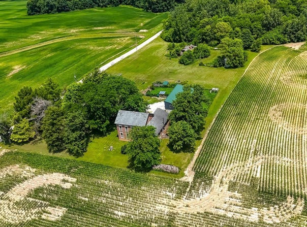 9665 N COUNTY RD 250 E, Frankfort, IN 46041