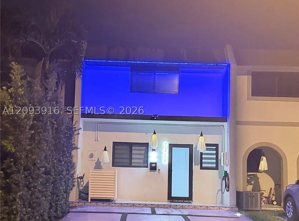 7486 W 18th Ave, Hialeah, FL 33014