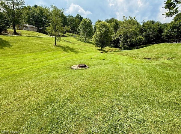 103 Grant Edwards Dr, Marietta, OH 45750