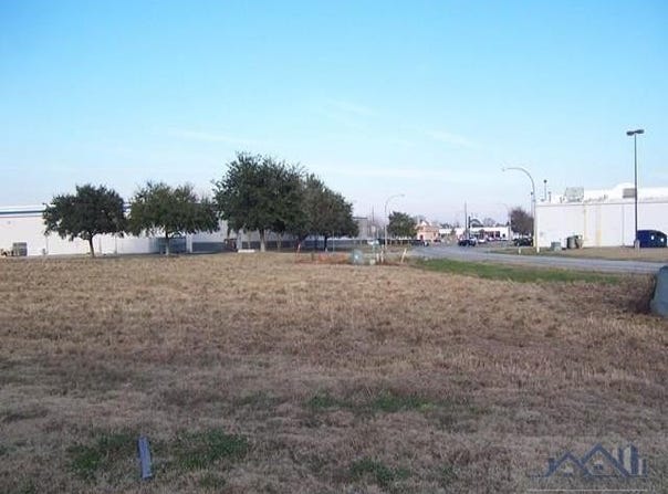 763 Corporate Drive, Houma, LA 70360