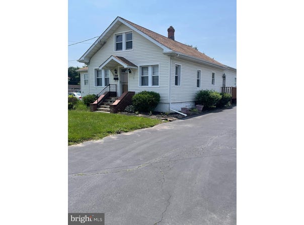 812 S DELSEA DRIVE, CLAYTON, NJ 08312