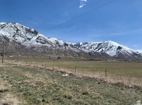 300 N UT-54 1070 Ave, Mona, UT 84645