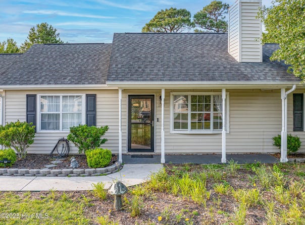165 Parnell Road, Hubert, NC 28539