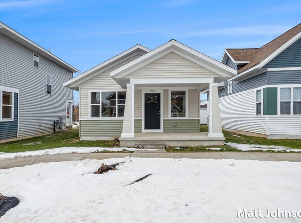 2120 Linden Avenue SE, Grand Rapids, MI 49507