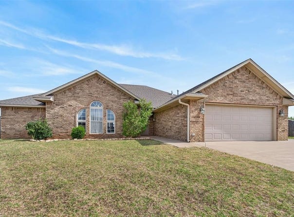1828 Caribou Circle, Altus, OK 73521