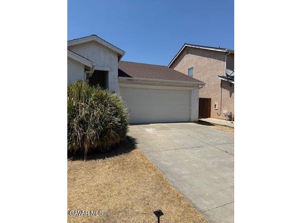 1019 Sparrow Hawk Lane, Patterson, CA 95363