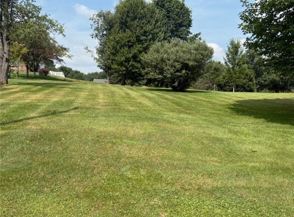 11769 Mills Road unit: 1, Garrettsville, OH 44231