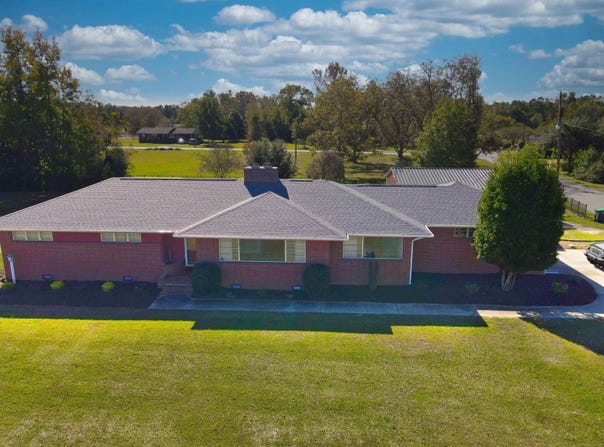 5408 Main St., Loris, SC 29569