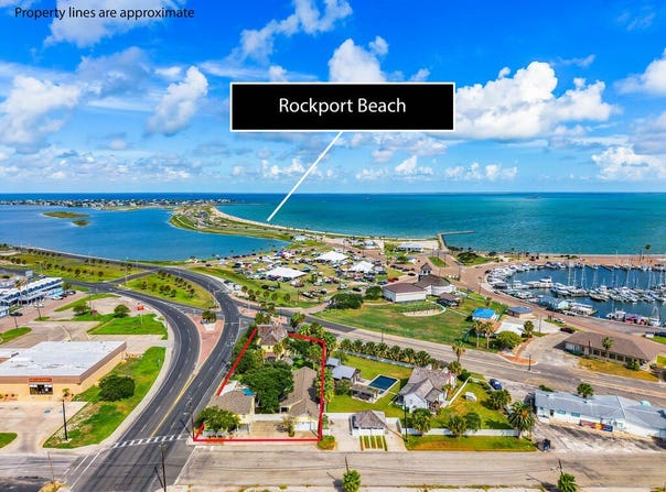 417 N Broadway, ROCKPORT, TX 78382