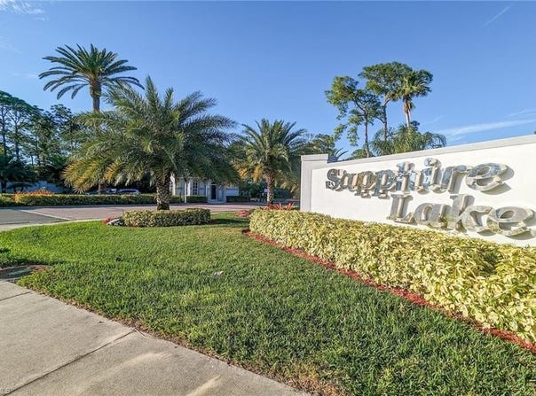 409 Gabriel Cir, NAPLES, FL 34104