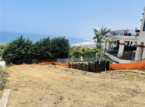 7530 Hillside Drive, La Jolla, CA 92037