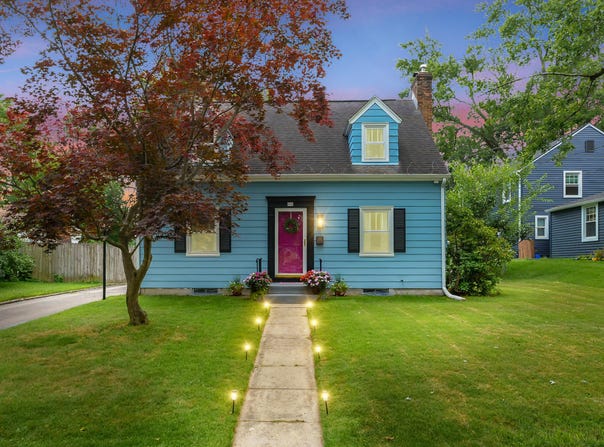 910 Lakeway Avenue, Kalamazoo, MI 49001