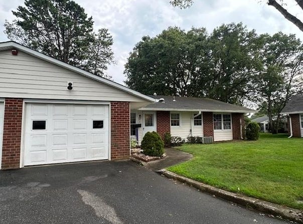 247 Newcastle Court, Ridge, NY 11961