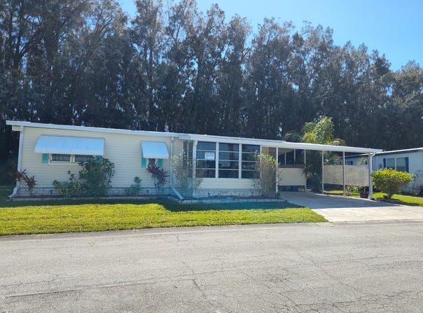 7000 20TH ST., Vero Beach, FL 32966