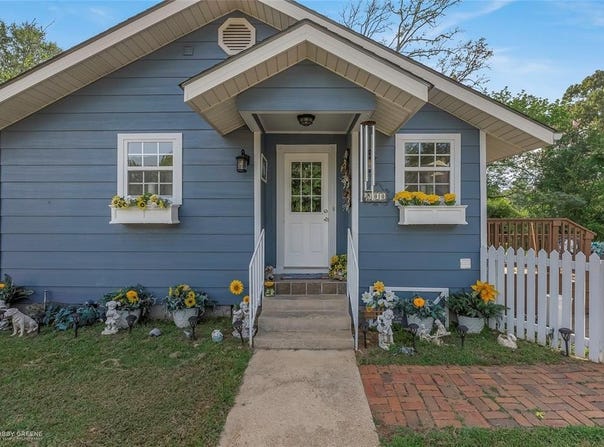 900 Elm Street, Minden, LA 71055