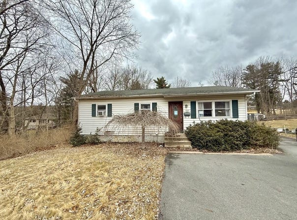 190 Carverton Road, Trucksville, PA 18708