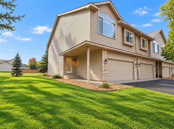1120 Bristol Lane, Farmington, MN 55024