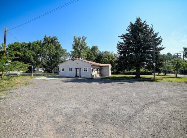 821 10th Avenue SW, Great Falls, MT 59404