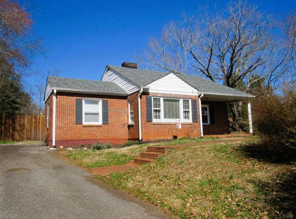 144 Maple Lane, Amherst, VA 24521