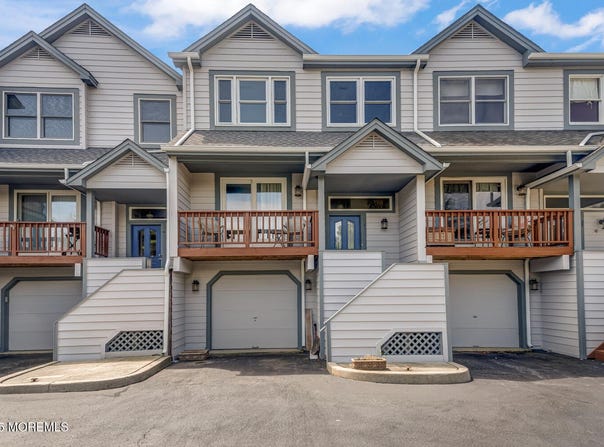 21 Mariners Pointe W Point W, Little Egg Harbor, NJ 08087