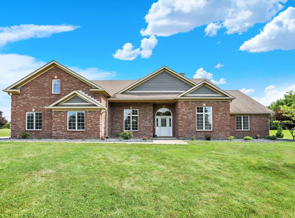 421 Lowry Street, Jamestown, IN 46147
