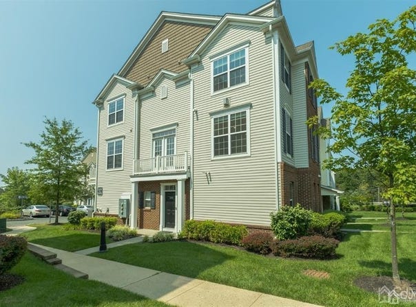 1205 ELLA Lane, Highland Park, NJ 08904
