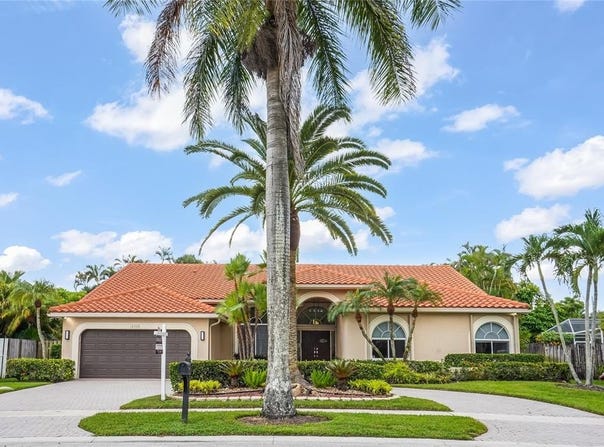 10960 NW 2nd St, Plantation, FL 33324
