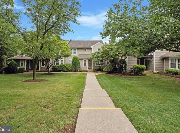 807 READING CT, WEST CHESTER, PA 19380