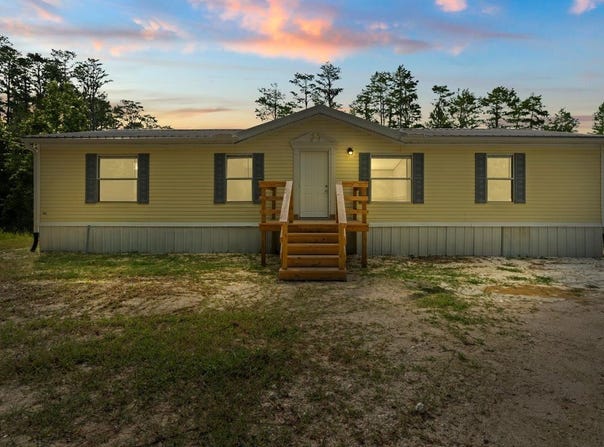 9985 COUNTY ROAD 136, Live Oak, FL 32060