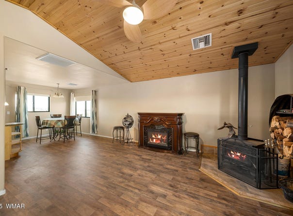 8286 Pinon Drive, Show Low, AZ 85901