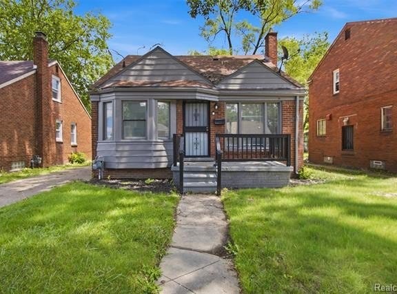 18282 Freeland Street, Detroit, MI 48235