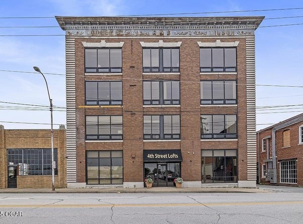 214 E 4th Street, Joplin, MO 64801