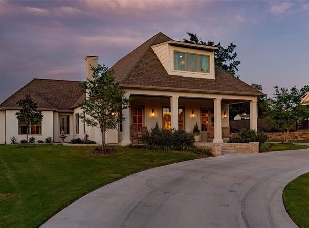 9305 Bellechase Road, Granbury, TX 76049